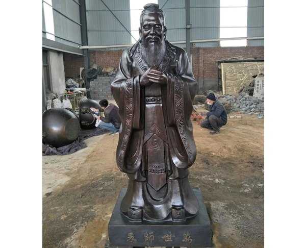 玻璃鋼人物雕塑有什么特點(diǎn)呢？
