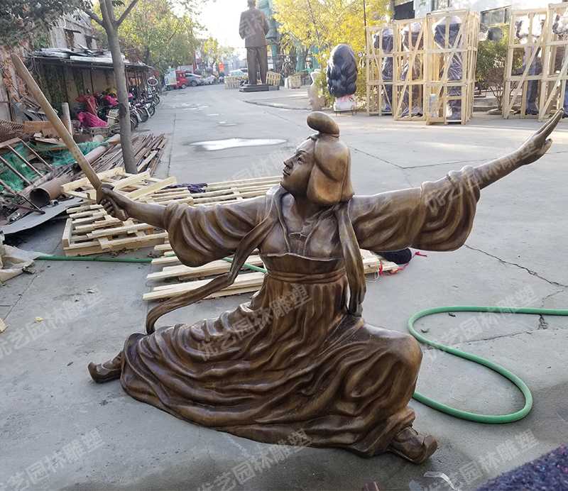 舞劍銅人物雕塑，古代銅人物雕塑