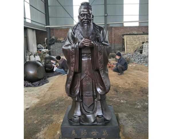 玻璃鋼人物雕塑有什么特點(diǎn)呢？